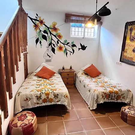 Casa de Férias Basement With Barbecue And Patio *