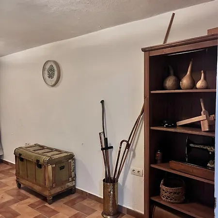 펜션 Basement With Barbecue And Patio *